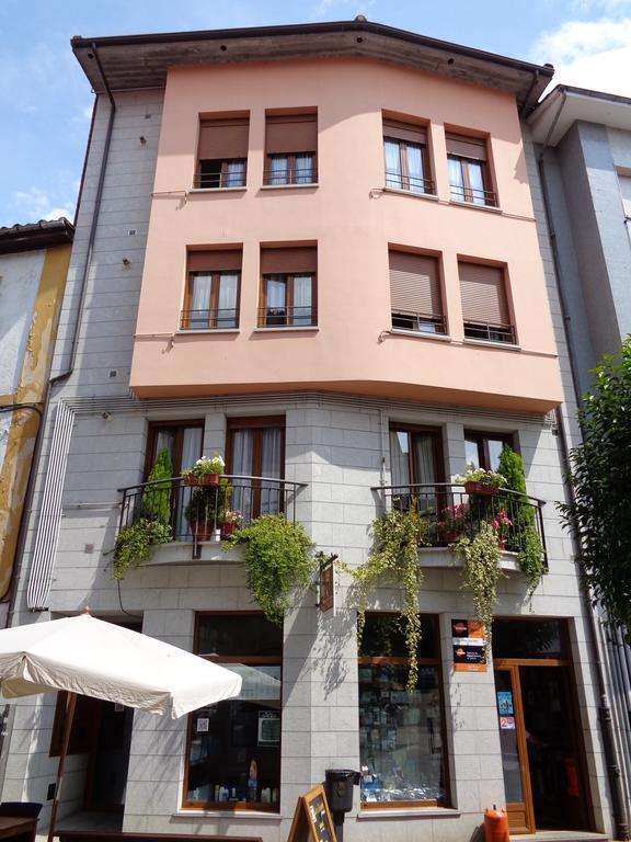 Apartamentos San Pelayo Onís Kamer foto