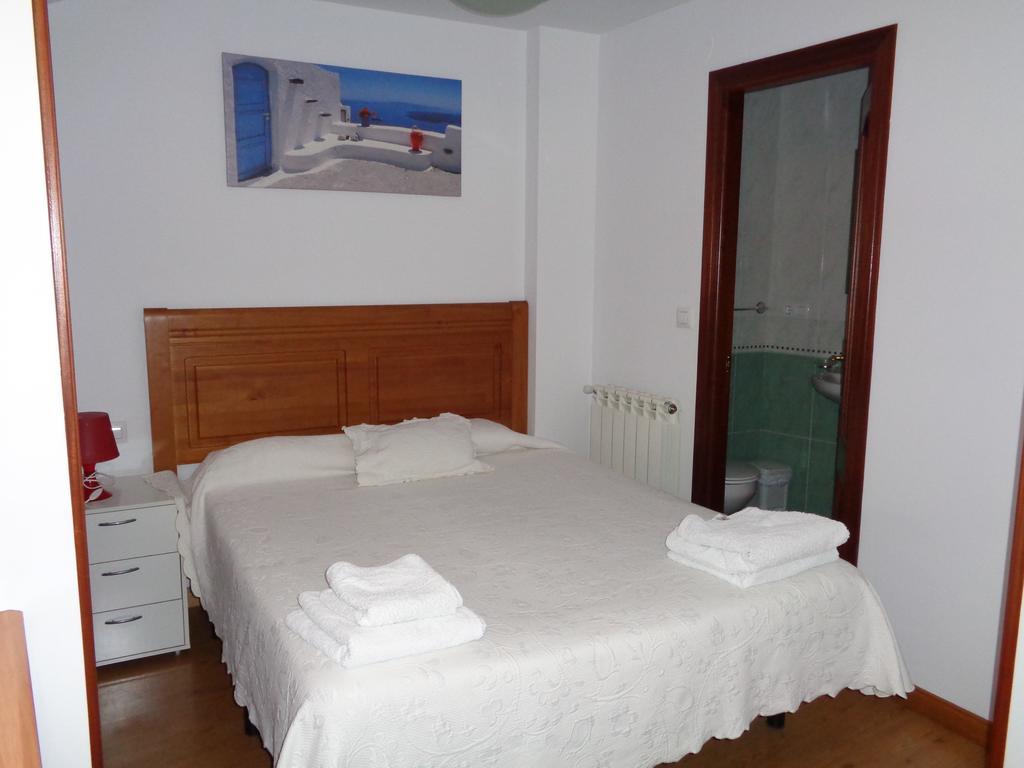 Apartamentos San Pelayo Onís Kamer foto
