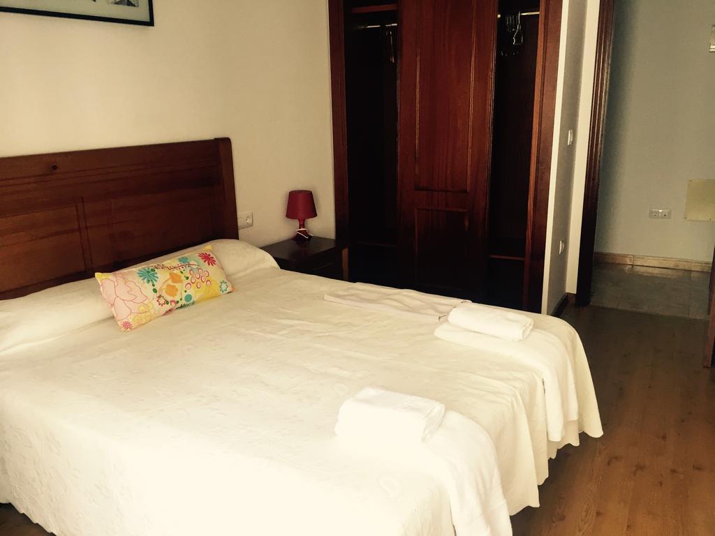 Apartamentos San Pelayo Onís Kamer foto